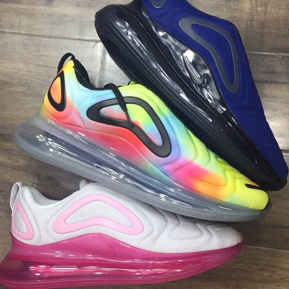 Meet your Posher, Nikenike - Picture 1 of 1